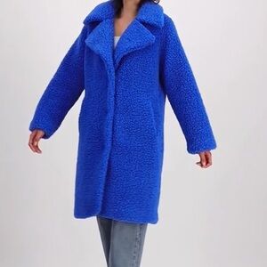 Women's Blue Teddy Coat bcbg